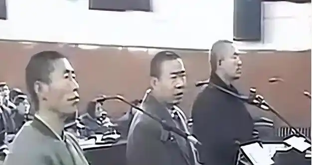 山西狠人胡文海,3小时杀14名"贪官",被捕后笑称:还有40人没杀