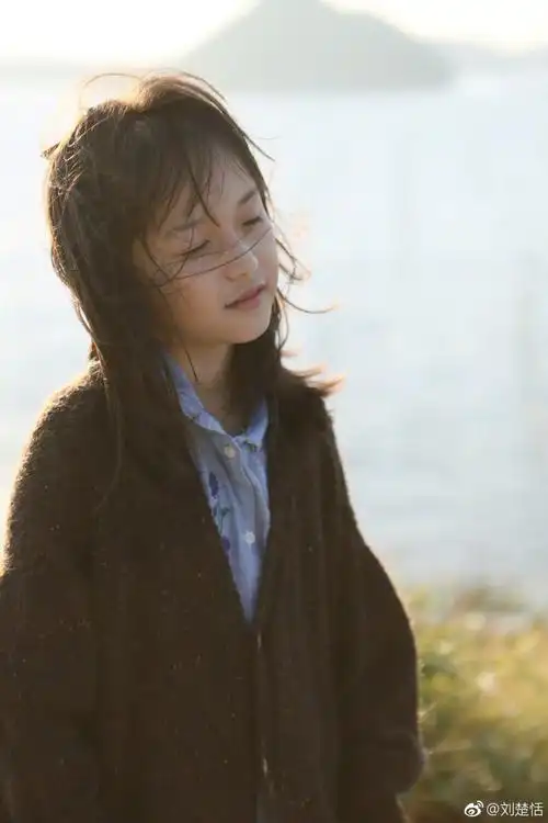 刘楚恬真的不是吃可爱长大的?