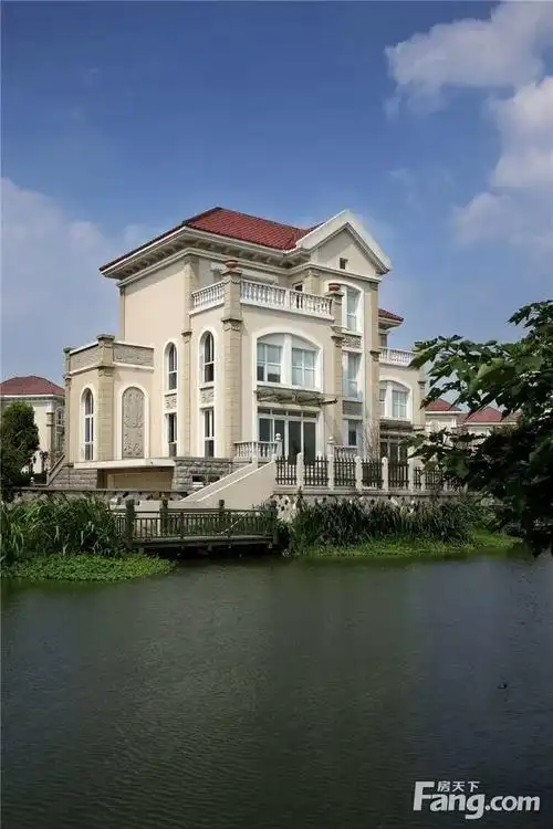 太仓独栋别墅 环境优美 总价400起  458万 6室2厅/245.0㎡