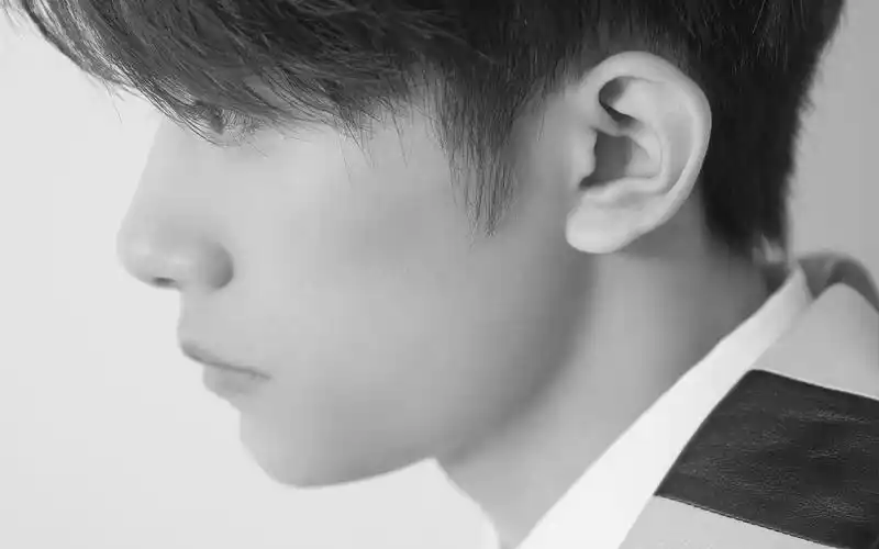 四字弟弟易烊千玺壁纸图片_易烊千玺电脑壁纸_三千图片网