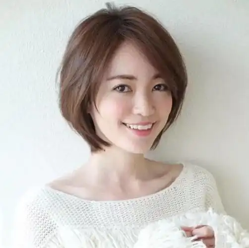 四五十岁的圆脸中年女人不如试试短发不仅耐看还更显年轻