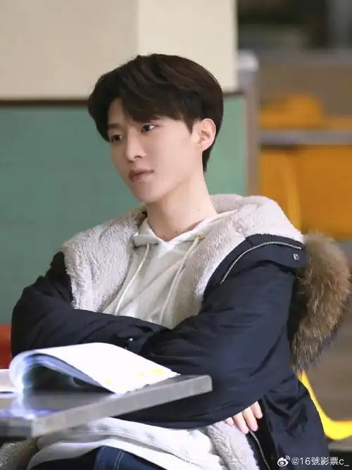 范丞丞小巷人家#fcc#范丞丞庄图南#fcc#范丞丞#fcc被你的可爱咬一口