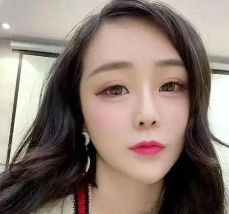 辛巴的第一任老婆是谁