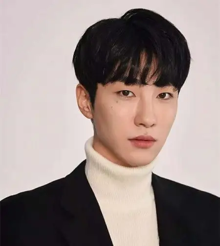 超帅的男生锅盖头发型锅盖头发型图片