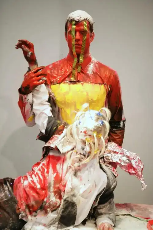 奥利弗赫尔宁行为艺术之人性中的尖刻