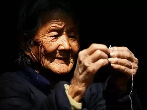 世界上有一种最伟大的人,这就是我妈妈