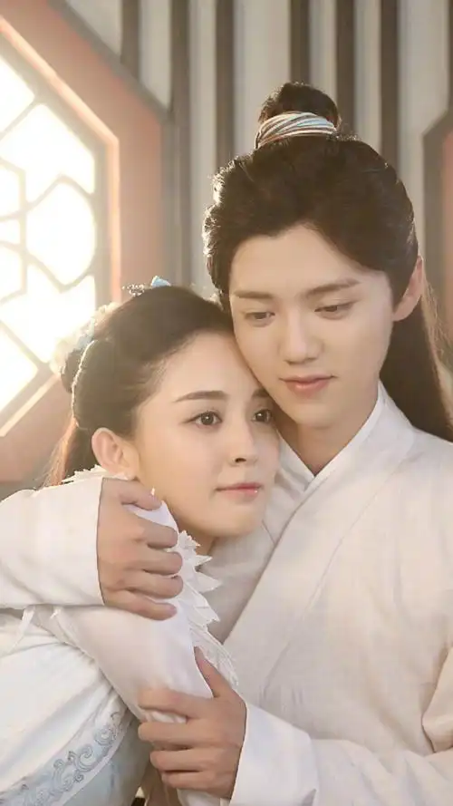 原创现代李小龙讽刺鹿晗:你有男人味吗,和古力娜扎拍吻戏都不敢张嘴