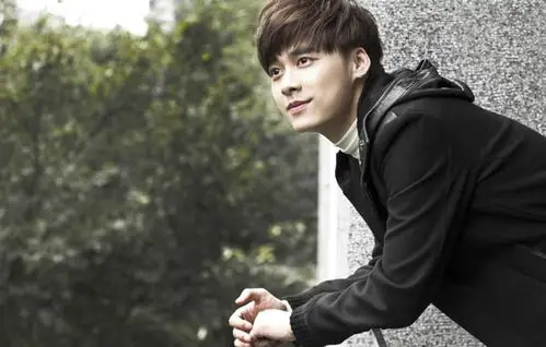 娱乐圈比女人还美的男明星 第一名实至名归