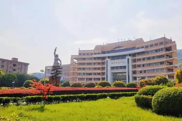 江苏省高校(五十四)无锡太湖学院