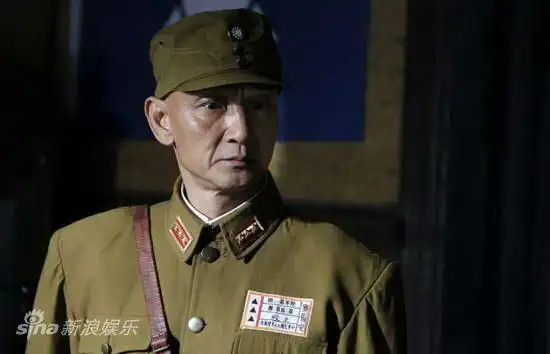 资料图片雳剑主角杜玉明饰罗团长