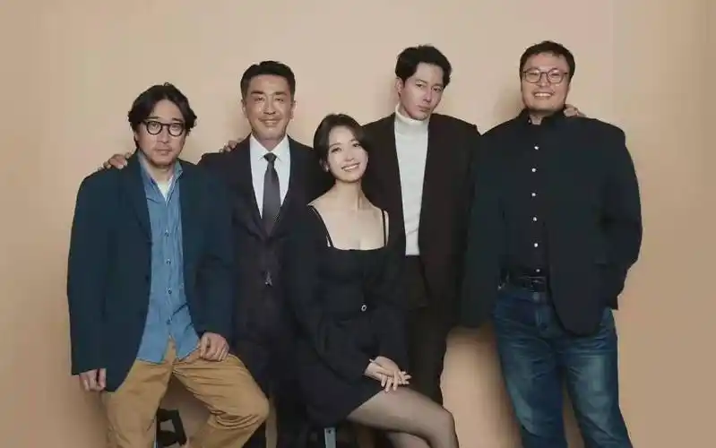 【长腿组】【韩孝周x赵寅成】广告混剪