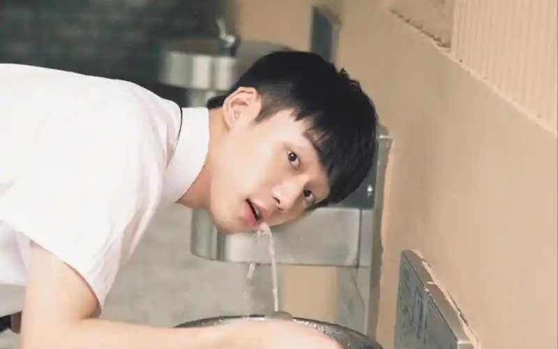 谢兴阳阳光爱笑的小奶狗谁不爱呢