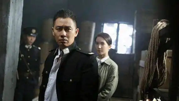 《隐秘而伟大》王小毅:宁静前男友,18年实力出演终获影帝称号_顾耀东