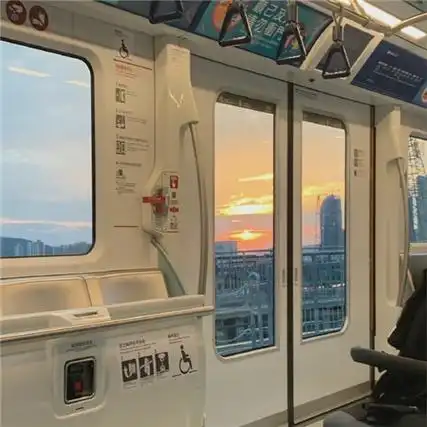 抖音超火的背景图片最新款绝美 黑暗中也别枯萎我的向日葵