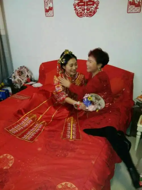 老同学嫁女大囍