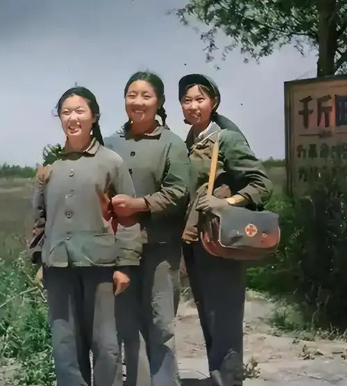 28张新中国知青老照片,广阔的农村天地,大有作为!