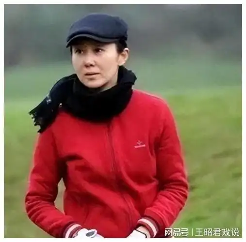 独自抚养女儿23年,至今不婚的张娣,像一根芒刺插在冯小刚心里