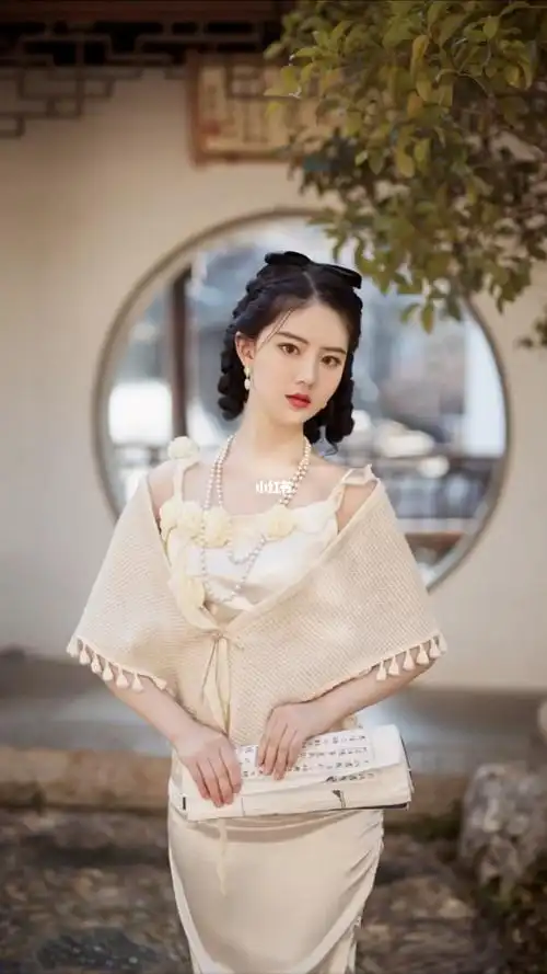 400多两套白秀珠写真南京旗袍汉服婚纱写真