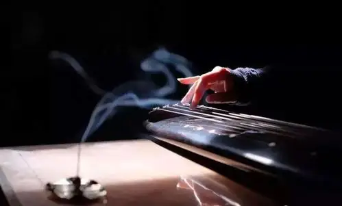 抛却纷杂,清静本心,便是逍遥快乐的生活