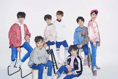 录春晚庆生日 yhboys忙碌中度过一周年|春晚|组合|一周年_新浪新闻