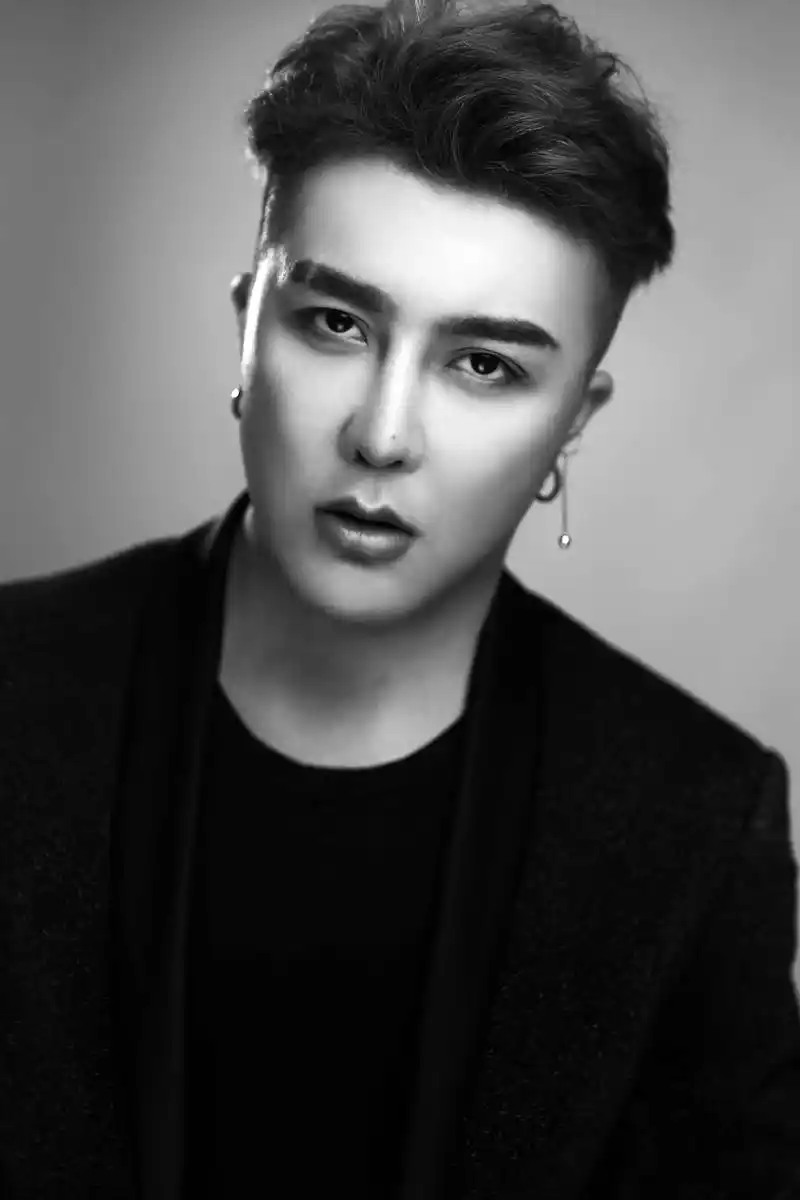 听说这些中国男歌手都身高176cm,纪海星原来也在其中