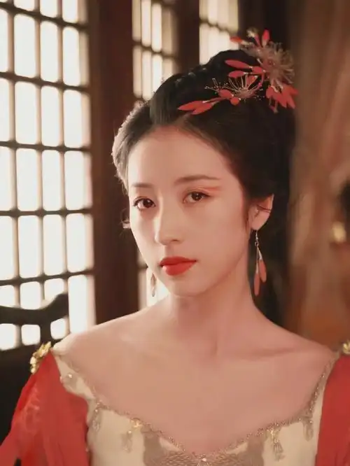 开始想念周雨彤古装了