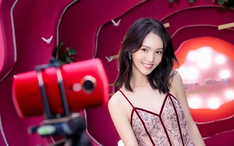 金晨性感写真图片桌面壁纸高清大图预览1920x1200_大陆明星下载_美桌