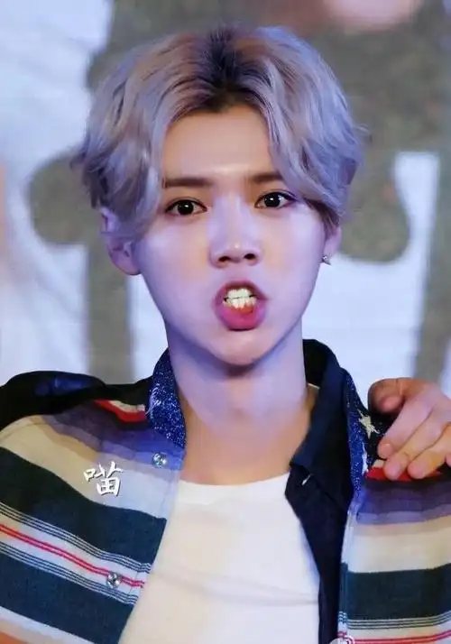 鹿晗牙齿不齐刘涛痛心补牙,原来明星的牙齿也不完美!_网易订阅