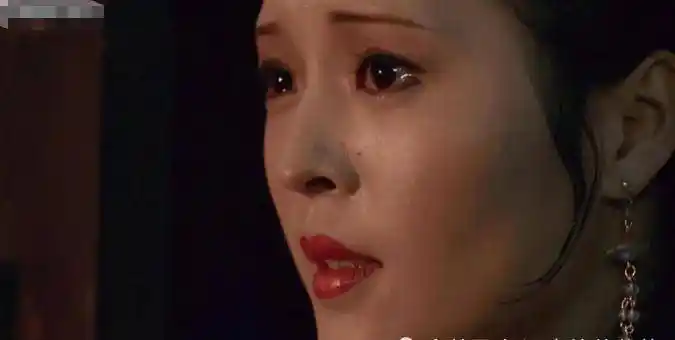 越剧演员出身,32岁演最美"蓝齐儿",却在正当红时告别演艺圈_胡天鸽