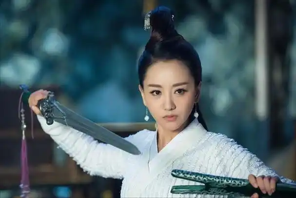 杨蓉结婚了吗老公是谁(杨蓉现在的婚姻状况) 杨蓉结婚了吗老公是谁