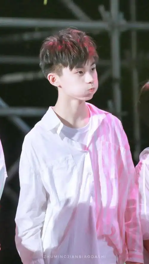 马嘉祺嘟嘴存档