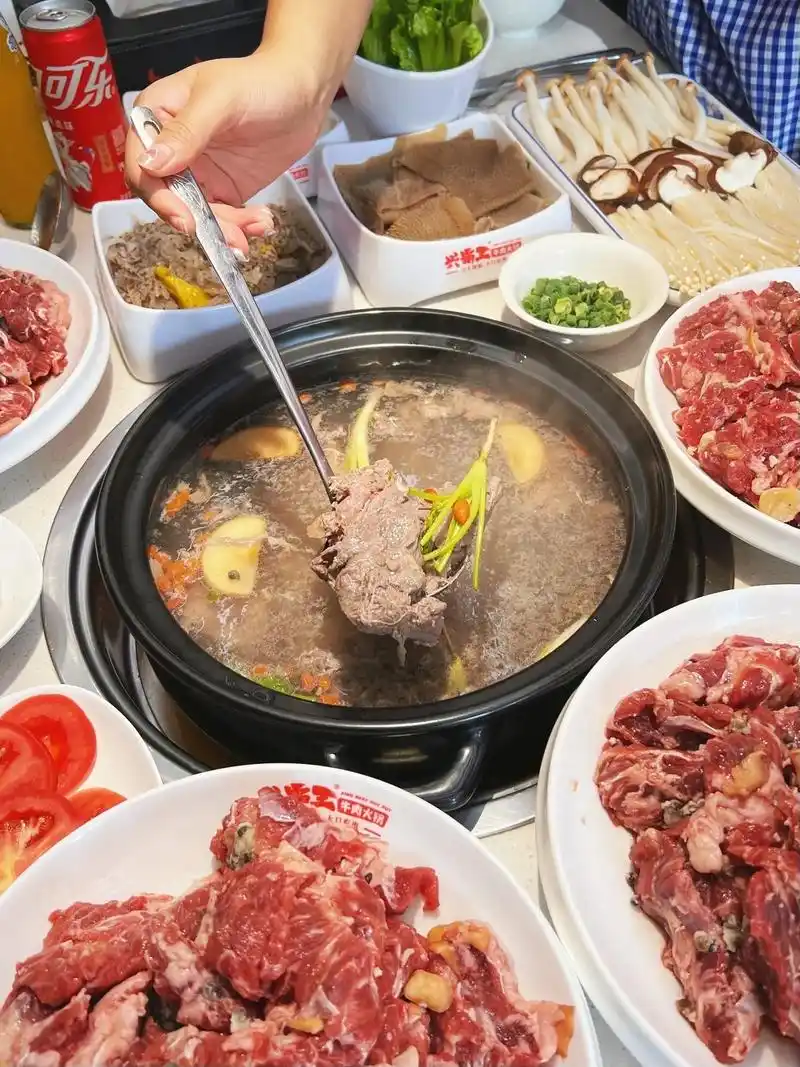 近期很爱吃的牛肉火锅.牛肉我真的还是喜欢吃清汤的!