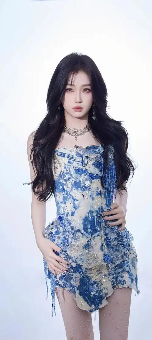 美女系列壁纸第574期-虞书欣