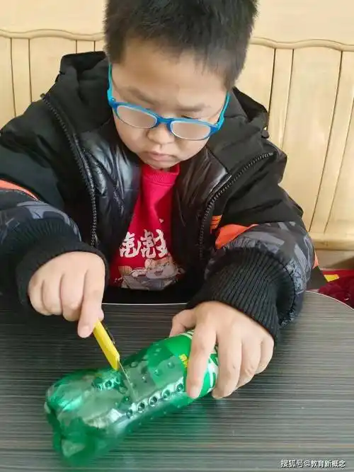 最美作业 |变废为宝,低碳生活——杭州市莫干山路小学_作品_小朋友们