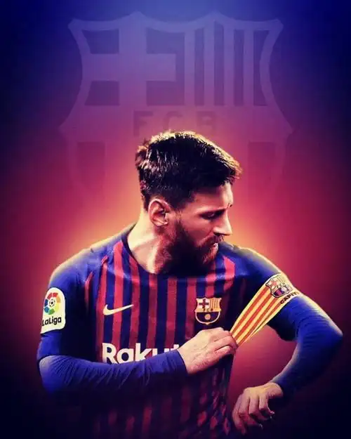 足球明星壁纸(诺坎普唯一的神 梅西 第一期「不正经的球星壁纸」)