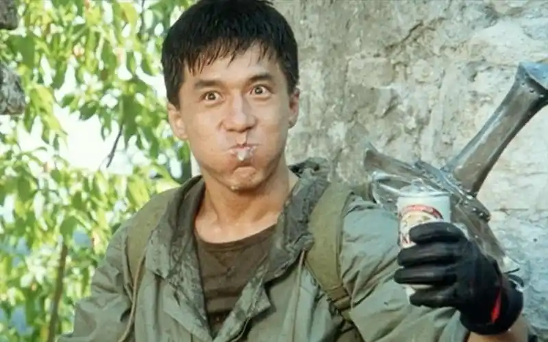 因为不满意替身动作,成龙要求重新拍,结果差点丧命!