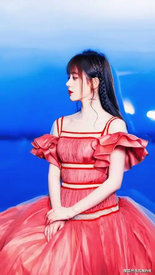 鞠婧祎真仙气穿一袭粉色礼裙清新又可爱满满的邻家少女味