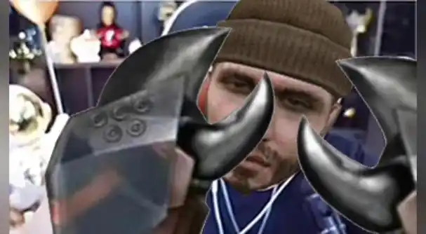 奥摩大帝戴上深海巨钳