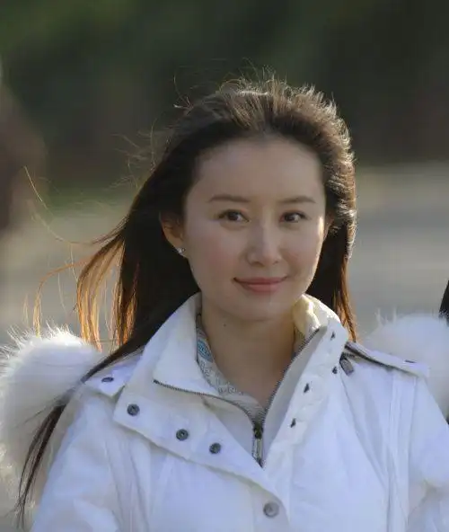 苦心经营了多年的"傻妞"颜值崩塌,舒畅该何去何从?