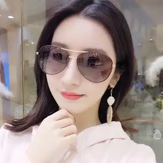 钟表眼镜>眼镜>太阳镜>暴龙(bolon)>暴龙(bolon)官方旗舰店渐变色墨镜