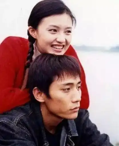 为人低调不张扬,46岁温柔知性迷人(矢野浩二老婆到底是谁傅晶) - 冷