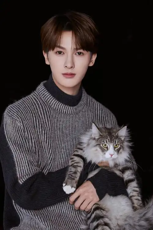 朱正廷帅气养眼写真图片310