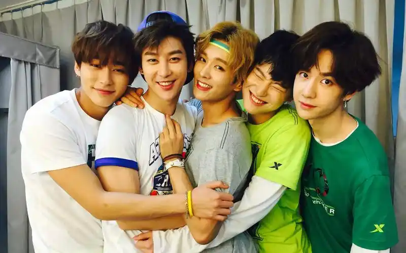 uniq五只甜周杰伦的告白气球