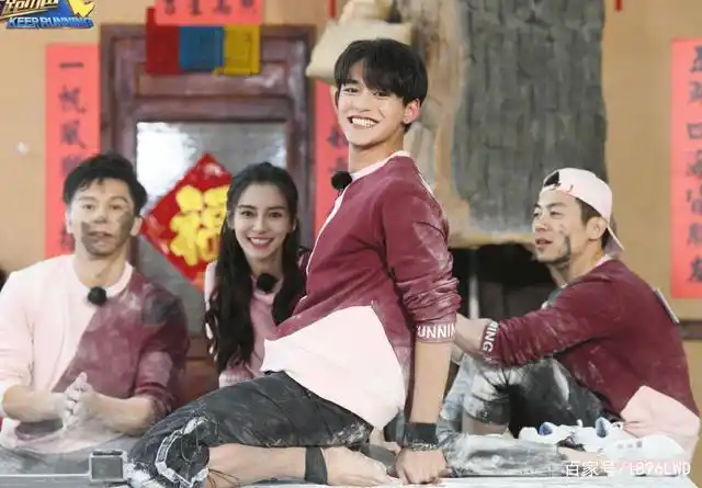 跑男游戏互动画面