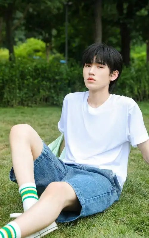 宋亚轩法国娇兰时代代言人##宋亚轩路易威登品牌大使