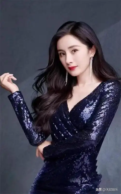 杨幂个人资料简介,洋迷(聊一聊娱乐圈明星——杨幂)