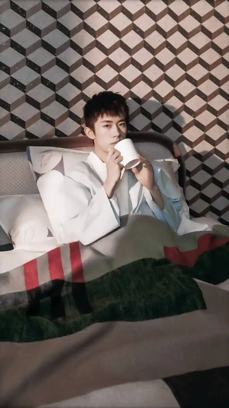 易烊千玺野兽派品牌的宣传照,真的超级好看了.