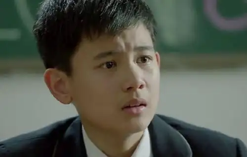 三人同演小别离走红张子枫和他凭演技获赞她靠颜值就火了