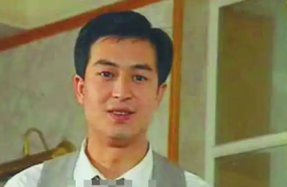 18岁的张嘉译,30岁的张嘉译,48岁张嘉译,差距一目了然!