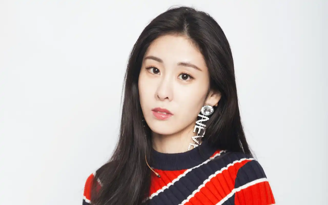 美女张碧晨桌面壁纸第10张